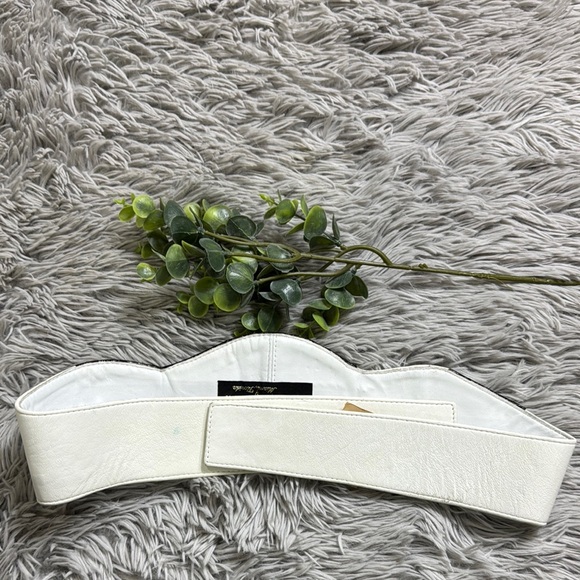 NWT Linda Waldorf Couture from Cache vintage black white high waste belt size M - Picture 3 of 6